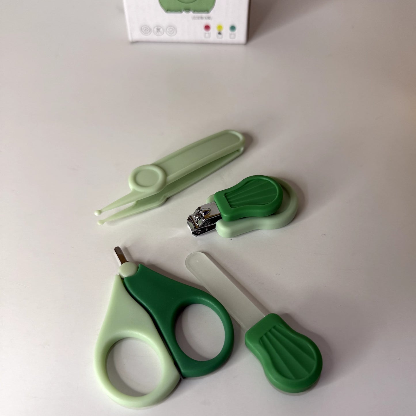 Cute Dinosaur 4-in-1 Baby Nail Clipper Set