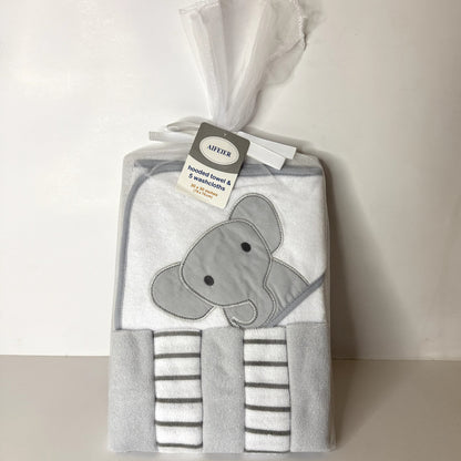 Aifeier Baby Elephant Hooded Bath Towel with 5 Face Towels