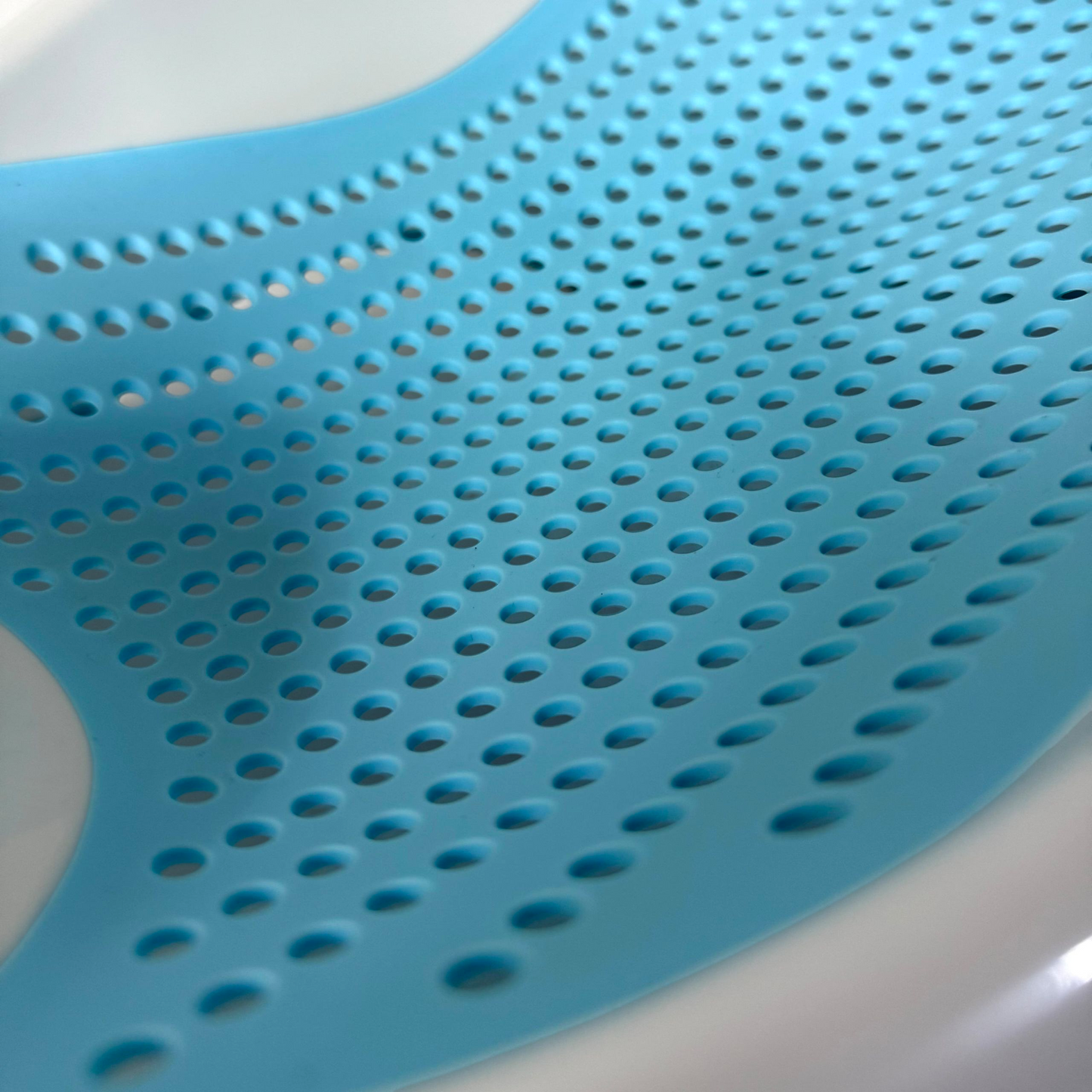 Infant Baby Non-Slip Silicone Bath Seat Bather